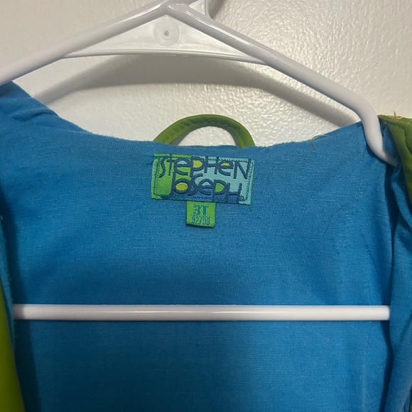 Construction Truck Rain Jacket - Picture 2 of 3